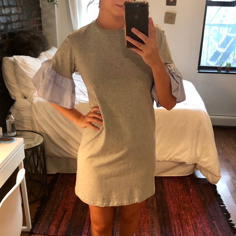 Gray Dress with Ruffled Sleeves